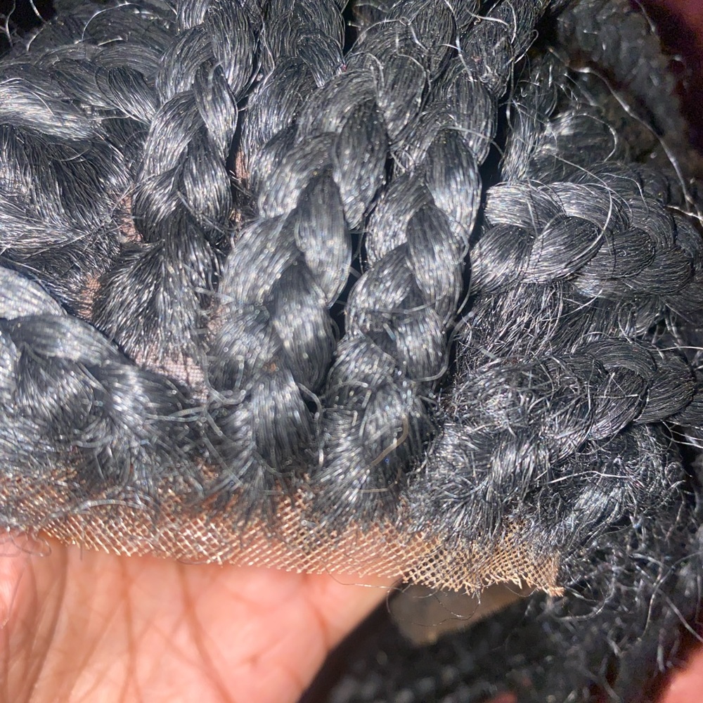 Lace front braided wig - Picture 6 of 7